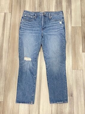 Madewell The Perfect Vintage Jean in a distressed blue wash